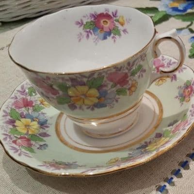 /mark_images/Colclough/colclough_teacup.jpg