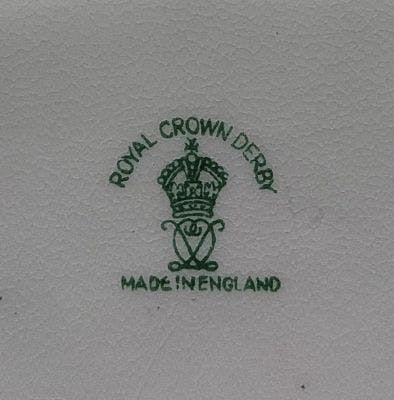 /mark_images/RoyalCrownDerby/Royal-Crown-Derby-1921-65.jpg